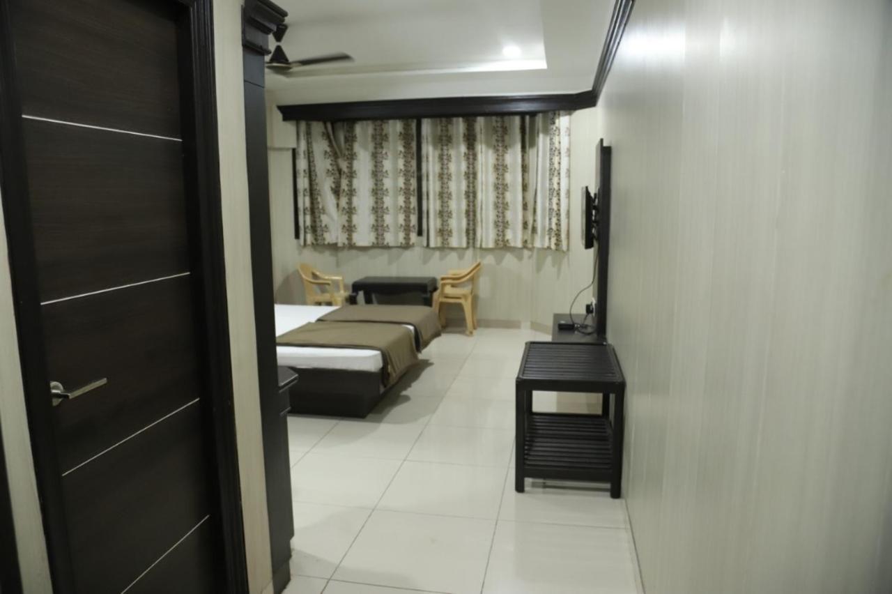 Staymaker Siddeshwara Comforts Harihar Exterior foto